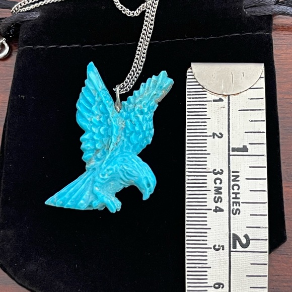 Southwestern signed hand carved turquoise flying eagle pendant and silver chain - Picture 2 of 12